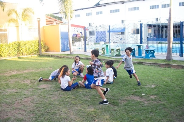 Atividade física para ajudar na aprendizagem escolar