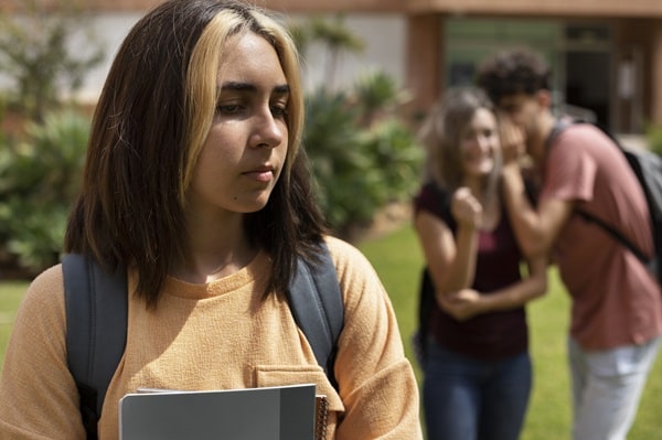 resolução de conflitos entre jovens e adolescentes