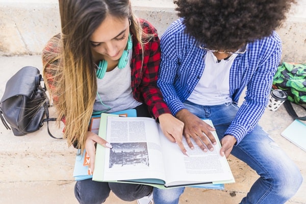 literatura no aprendizado de idiomas